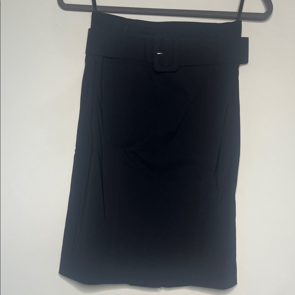 Le Chateau Elegant Black Women's Skirt